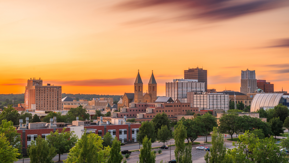 Akron, Ohio, USA downtown skyline at dusk